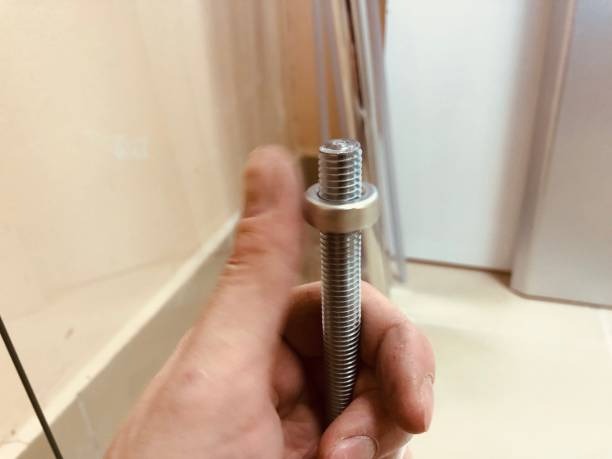 How Mechanics Handle a Stretched the Fastener Tries Situation