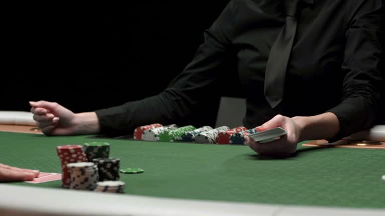 Helpful Strategies for Online Casino Poker Games