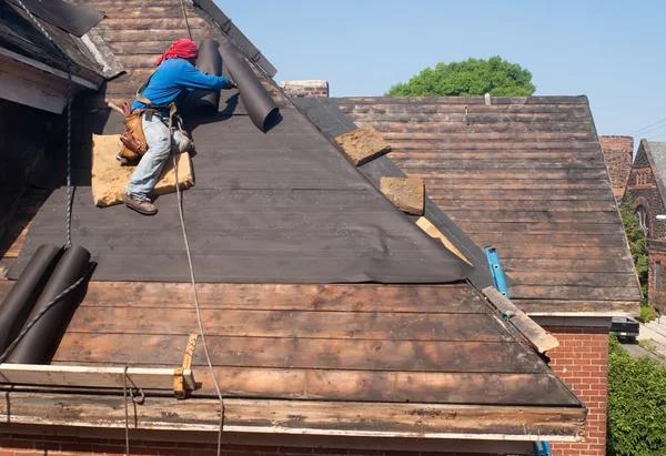 Roofing Contractor Largo Trusted by Your Community