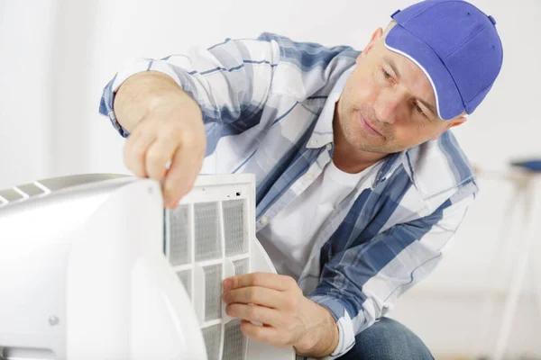 What Does an HVAC Contractor Do? Full Guide
